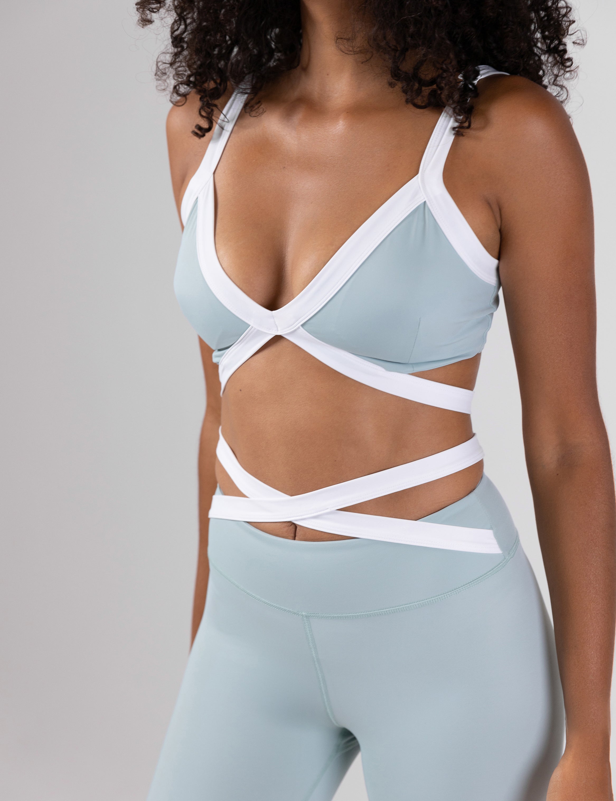 StrapSculpt Bra
