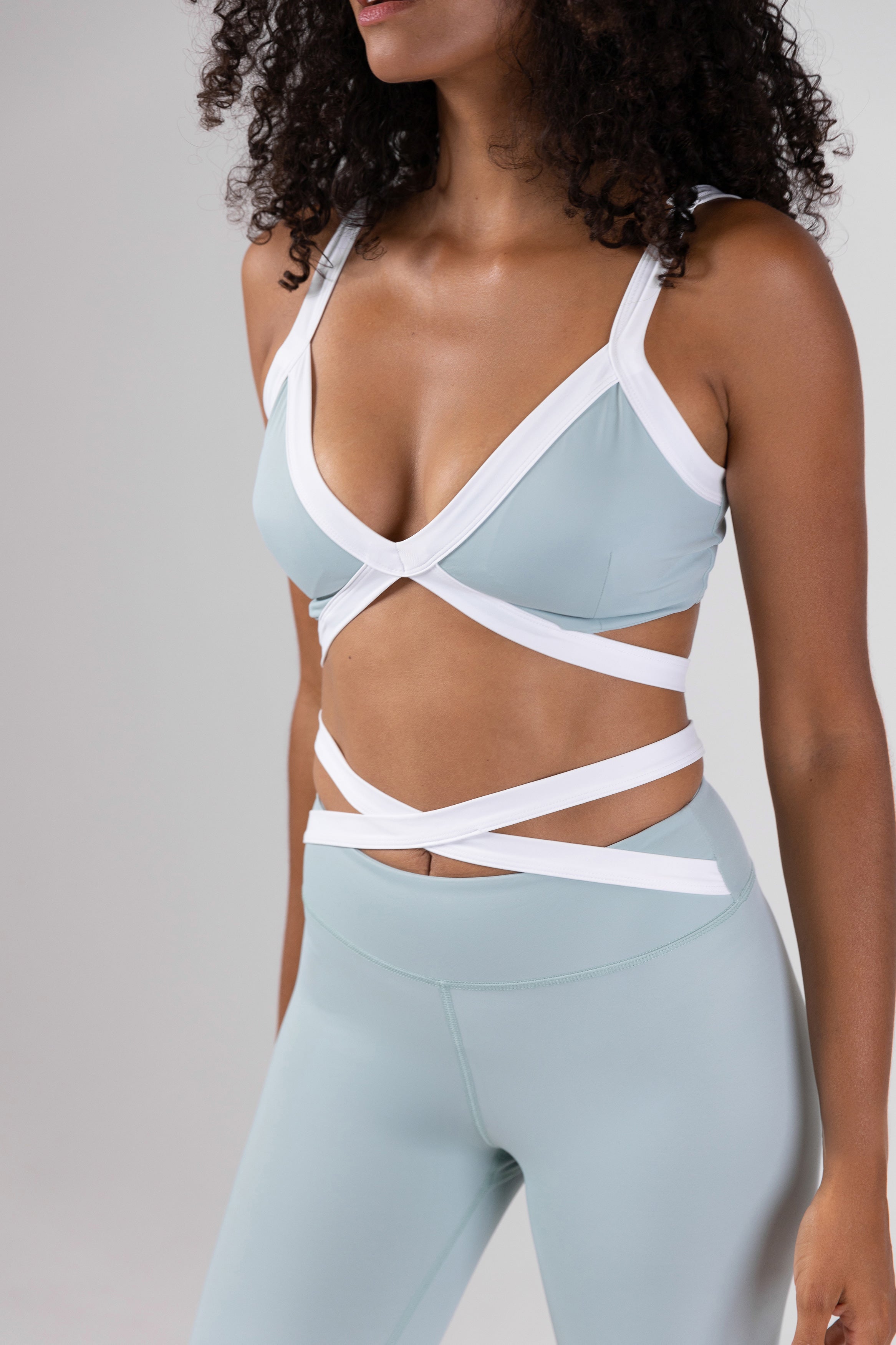 StrapSculpt Bra