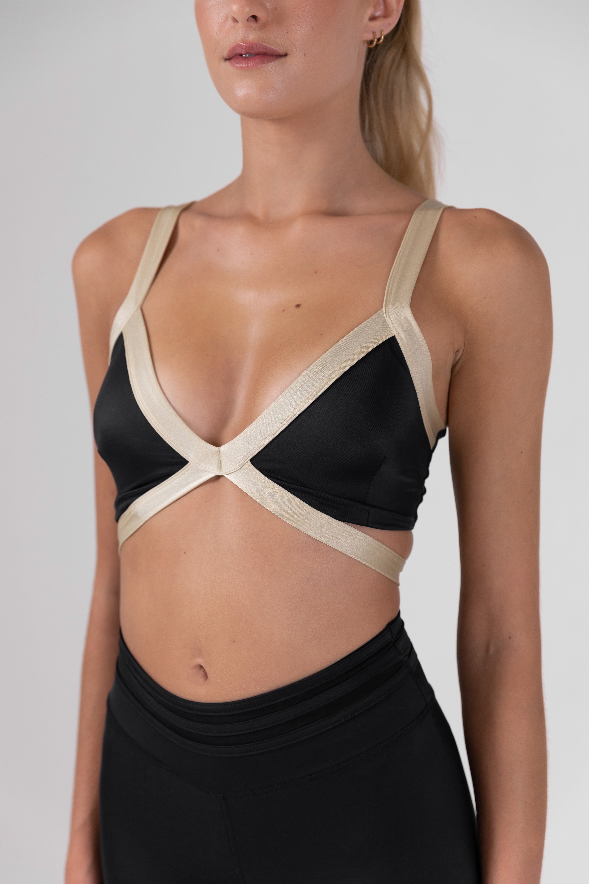 StrapSculpt Bra
