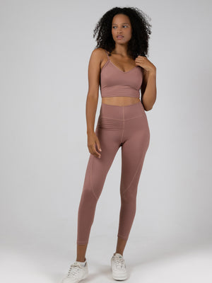 Sculpted V-Waist Legging
